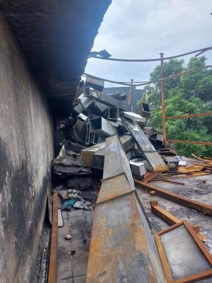 FIRE DAMAGED BUILDING SCRAP GI SHEET & MS SCRAP APPROX. 45 MT
